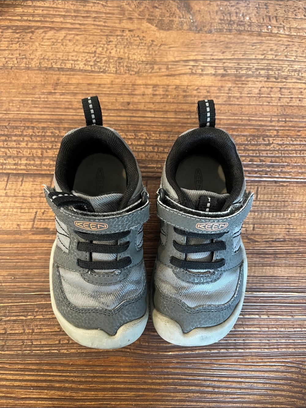 Keen Kids Gray Knotch Peak sneakers